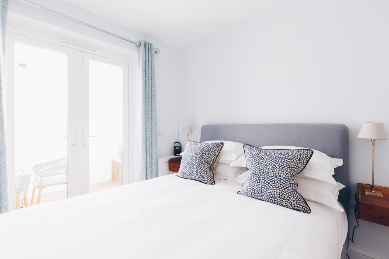 South Street Apartments Чичестър Екстериор снимка