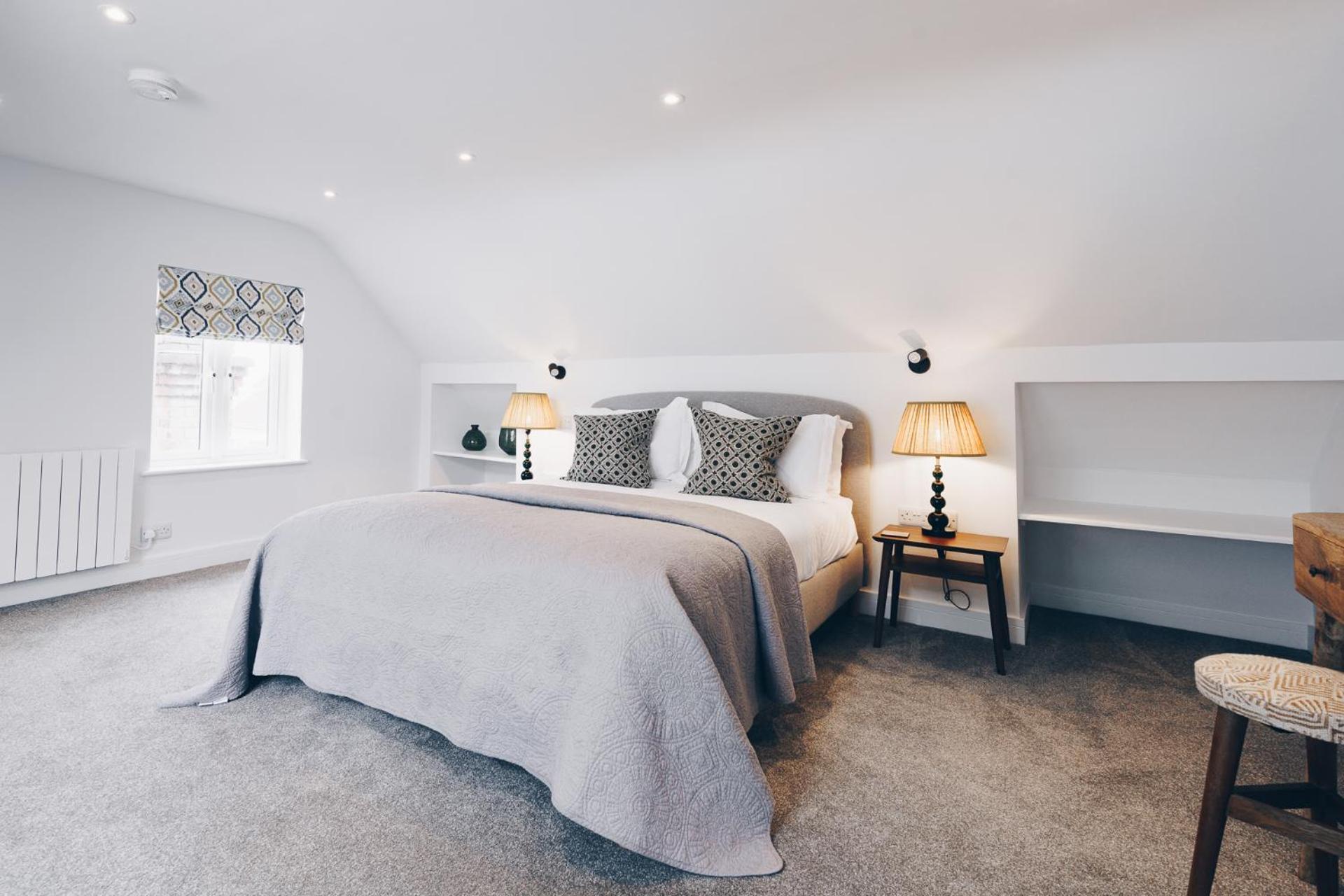 South Street Apartments Чичестър Екстериор снимка